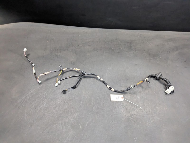 Rear Left Door Wiring Harness 2021 Toyota C-HR 82154-F4130 2020 2022