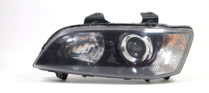 2008-2009 Pontiac G8 Driver Left Headlight Part Number 92224812
