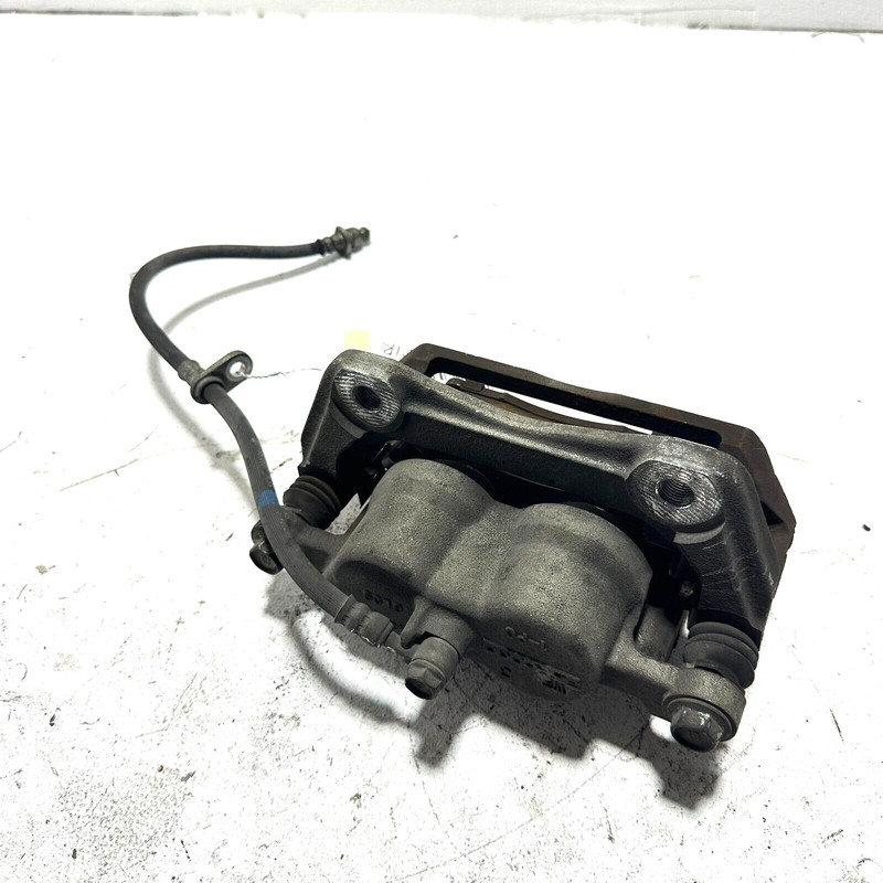 2017-2020 ACURA MDX FRONT RIGHT PASSENGER SIDE BRAKE CALIPER OEM