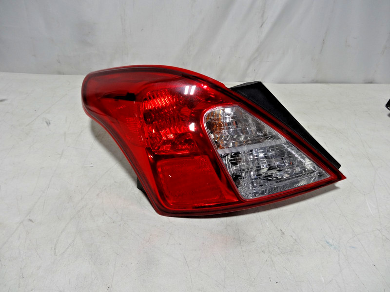 2012-2020 Nissan Versa Left Drivers Side Tail Light Tail Lamp Factory Original!
