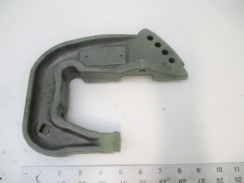 391945 0391945 Evinrude Johnson Outboard Port Stern Transom Bracket NLA