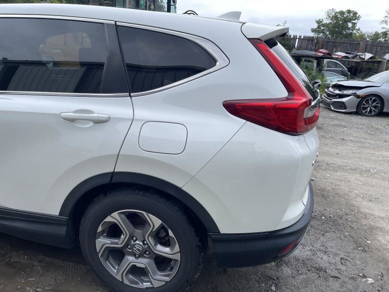 2017-2019 HONDA CR-V LEFT QUARTER PANEL WHITE PC:NH603PX AWD 80K -EX-L- 57524