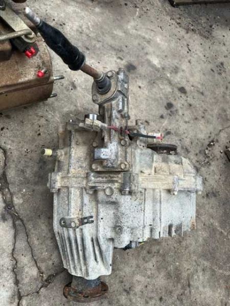 90 91 92 93 94 TROOPER AUTOMATIC AT TRANSFER CASE 30 DAY WARRANTY