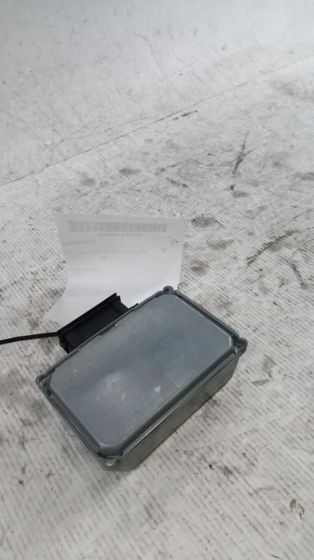 2018 Buick Regal Infotainment Display Control Module OEM Used 120K Mi White