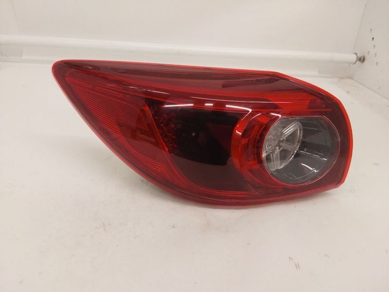 Driver Tail Light Sedan Quarter Panel Mounted LED Type Fits 14 MAZDA 3 3114878