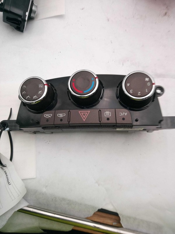 Used A/C Selector Switch fits: 2009 Hyundai Sonata manual temperature control 3
