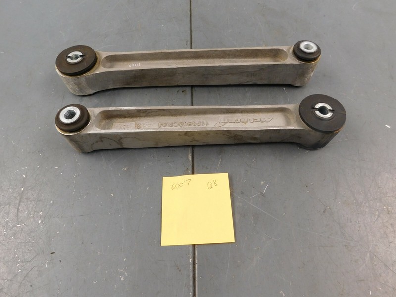 McLaren 650S MP4-12C Engine Mount Arms - 2 #0007 Q8-2