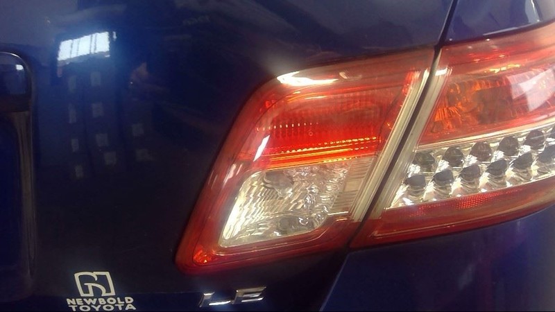 Passenger Tail Light Decklid Mounted Red And White Fits 10-11 CAMRY 3485098