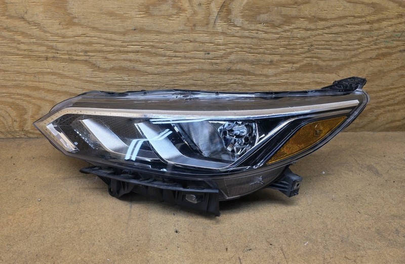 2020 2021 2022 2023 NISSAN SENTRA S SV LEFT LH SIDE HEADLIGHT OEM 260606LB0A