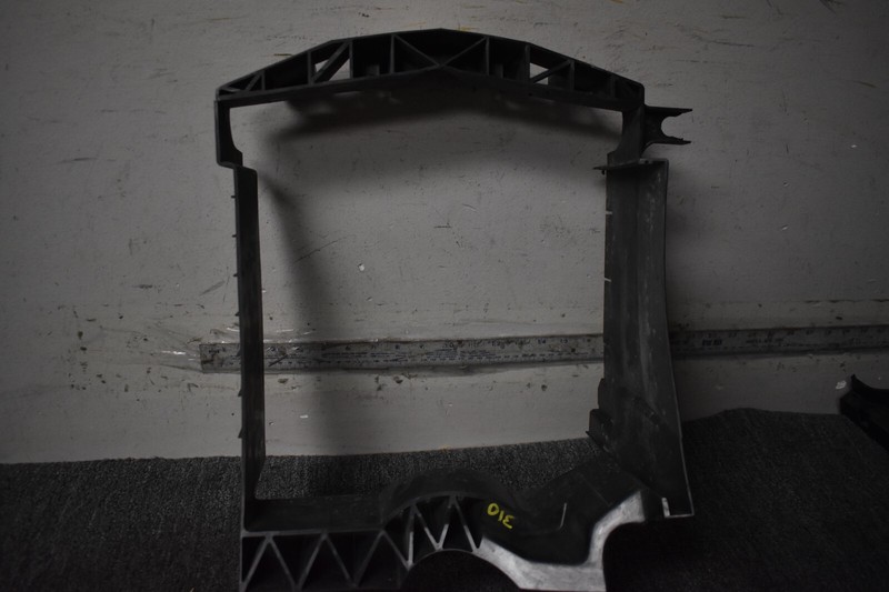 2014-2020 RANGE ROVER SPORT FRONT RIGHT SIDE HOUSING DEFLECTOR FACTORY OEM
