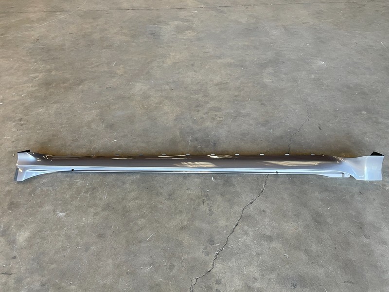 2010-2013 Lexus GX460 Left Driver Side Skirt Rocker Panel Molding Gray 1608 OEM
