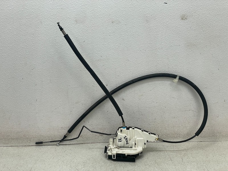 17 18 Maserati Levante Front Right Passenger Side Door Lock Actuator 1442 OEM