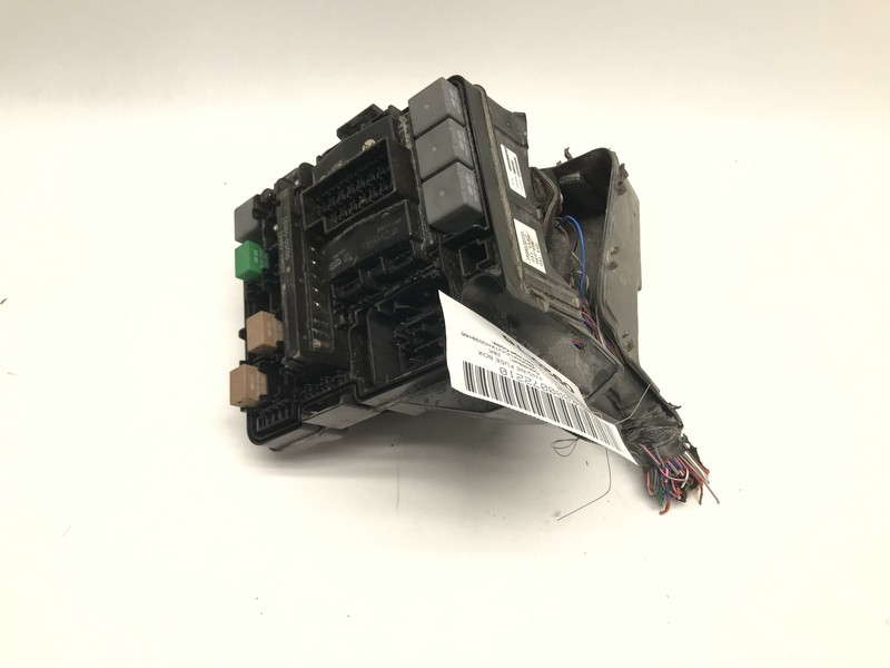 17-19 KIA CADENZA 3.3L ENGINE FUSE BOX CUT-OFF OEM
