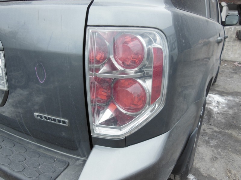 2006-2008 Honda Pilot Tail Light Lamp Passenger Right OEM