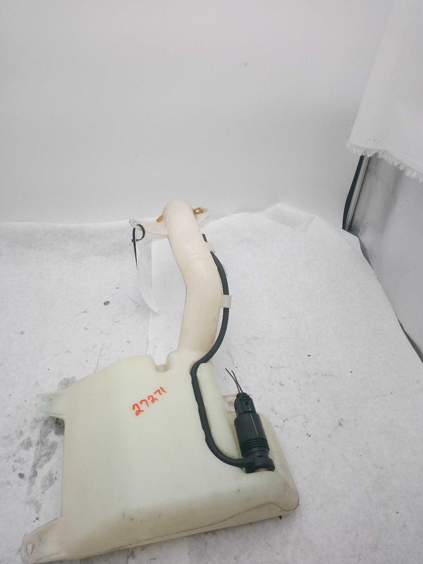2013 Chrysler 200 Washer Fluid Reservoir OEM Gold 2.40L 131K Miles