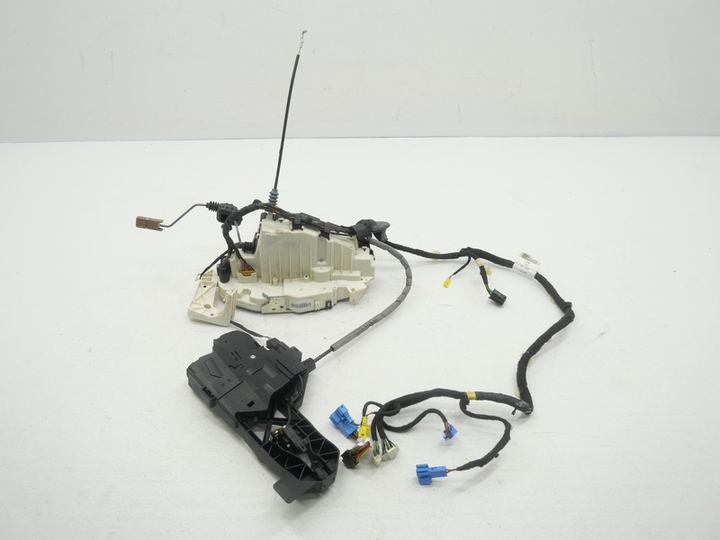 Used Front RH Passenger Door Lock Actuator Harness 2007-2013 Mercedes S550 OEM