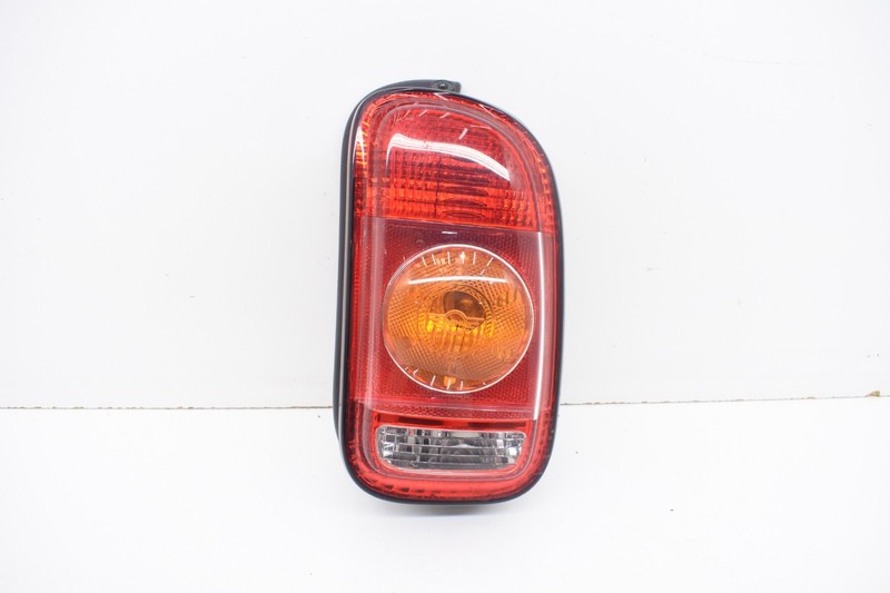 2009 Mini Cooper S Clubman JCW R55 Rear Right Passenger Tail Light OEM KW93