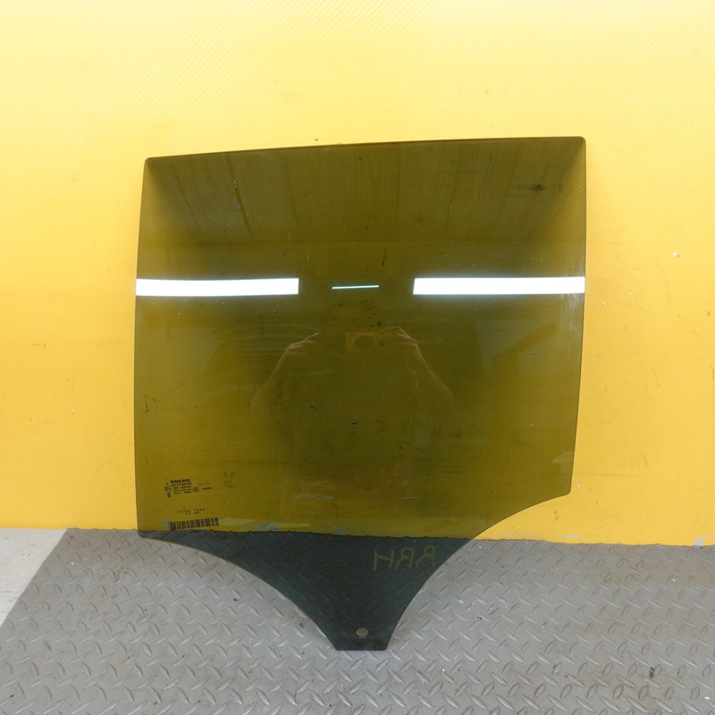 2019-2022 VOLVO XC40 REAR RIGHT PASSENGER SIDE DOOR WINDOW GLASS OEM 322448028