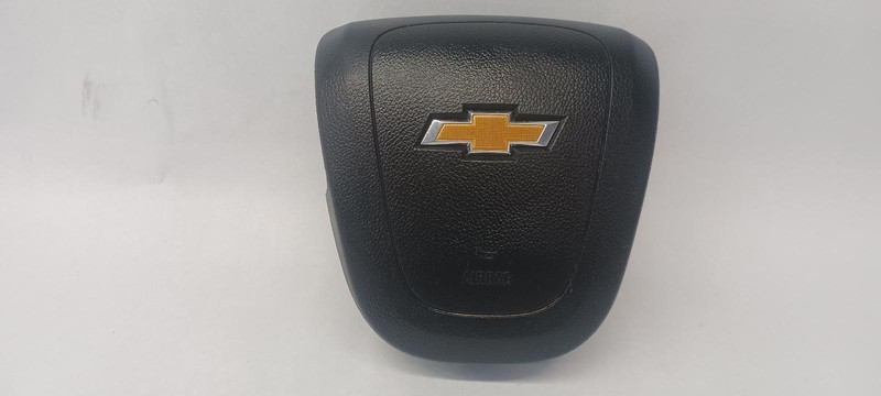 19-'22 CHEVROLET TRAX Left driver steering wheel Air Bag black OEM Grade A!