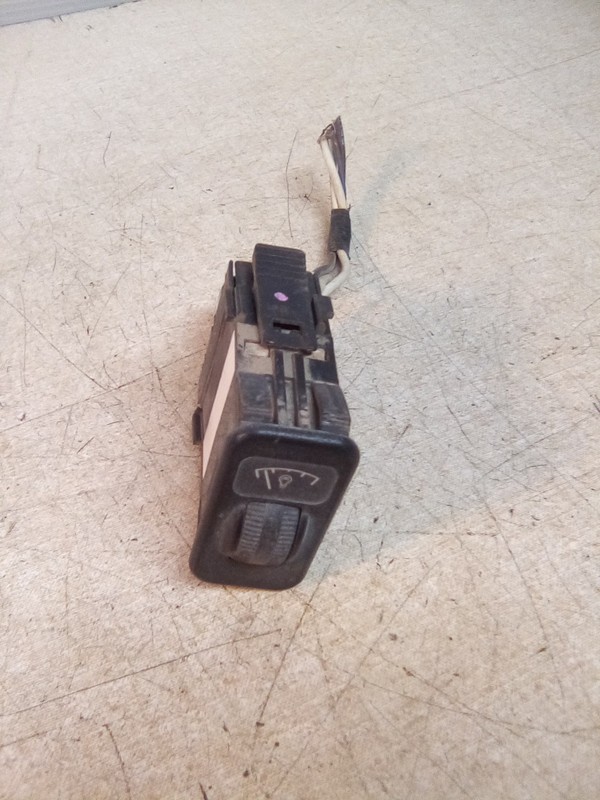 Peterbilt Q27-6018 Dimmer Switch W/P31 Connector