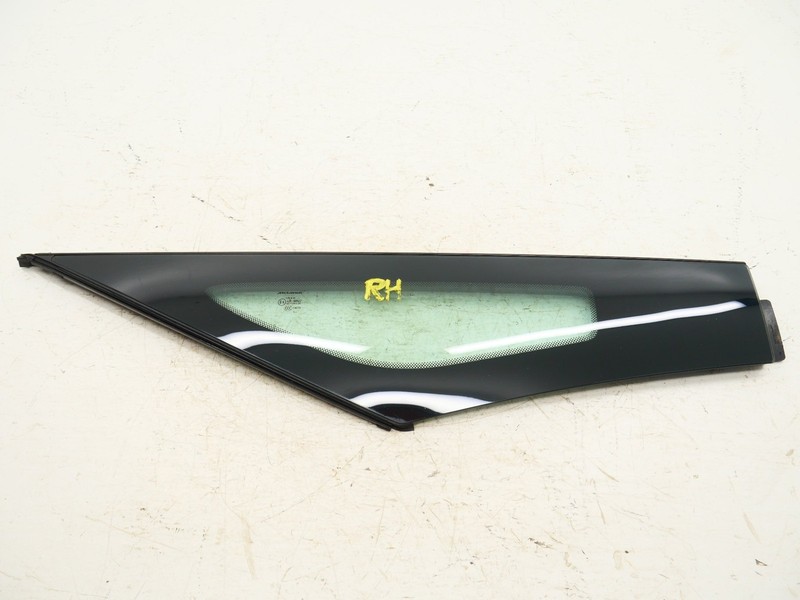 2020-2023 McLaren GT Right Quarter Window Glass Upper Passenger RH 22AD272GP OEM