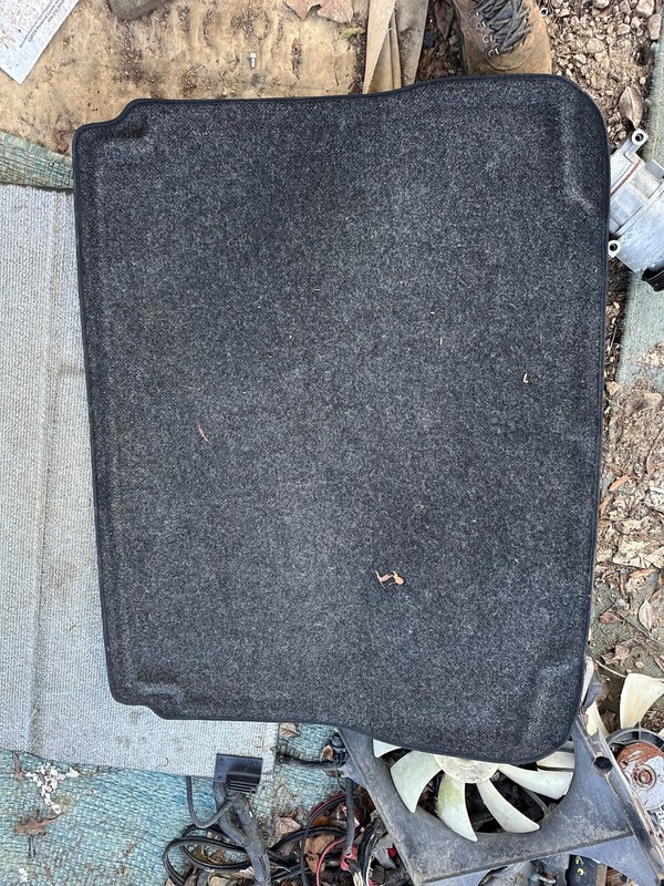 09-17 Volkswagen Tiguan OEM TRUNK CARPET MAT LINER