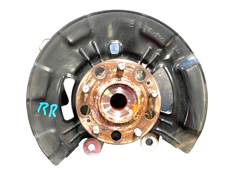 22 23 24 HYUNDAI TUCSON REAR RIGHT PASSENGER SIDE SPINDLE KNUCKLE HUB OEM #A0.17