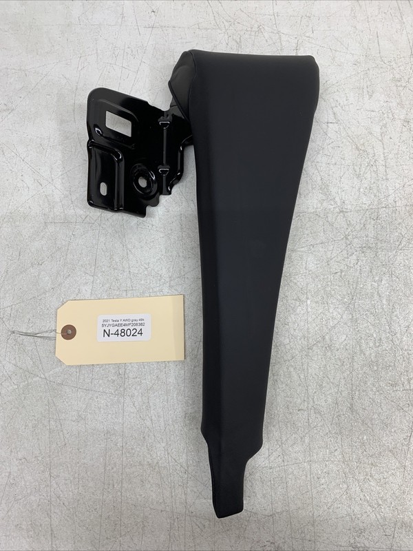 20-23 TESLA MODEL Y THIRD ROW CUSHION BOLSTER RIGHT OEM 1586671-00-A 48024 B45