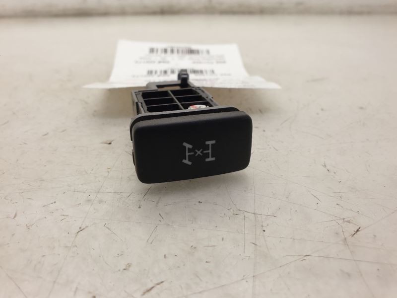 2004 TOYOTA 4RUNNER SR5 DIFF LOCK SWITCH