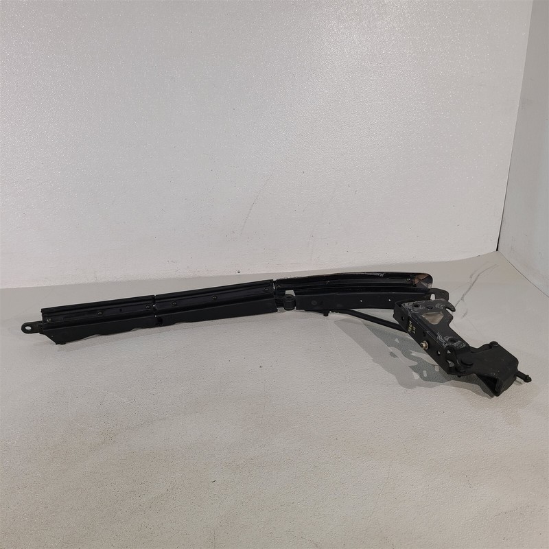 99-04 Ford Mustang Driver Side Oem Convertible Top Frame Arm Mechanism Aa7364