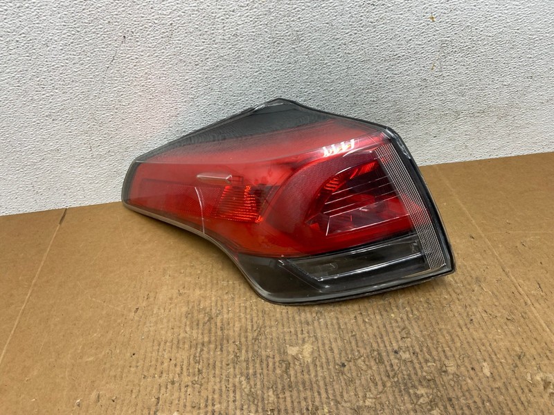 2016 2017 2018 Toyota RAV4 Left Driver LH Side Tail Light Oem AE2680 LK