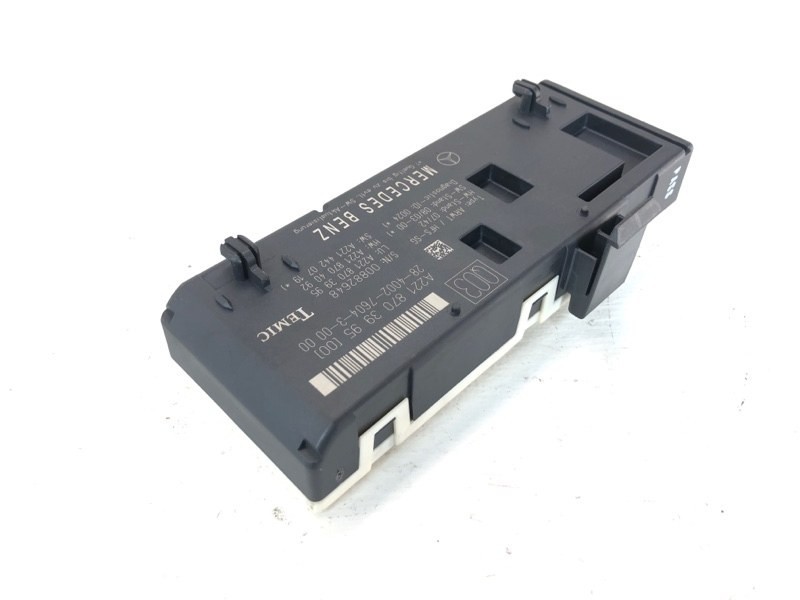 Mercedes-Benz W221 S-Class 2007-2013 Rear Trunk Lid Power Lift Control Module