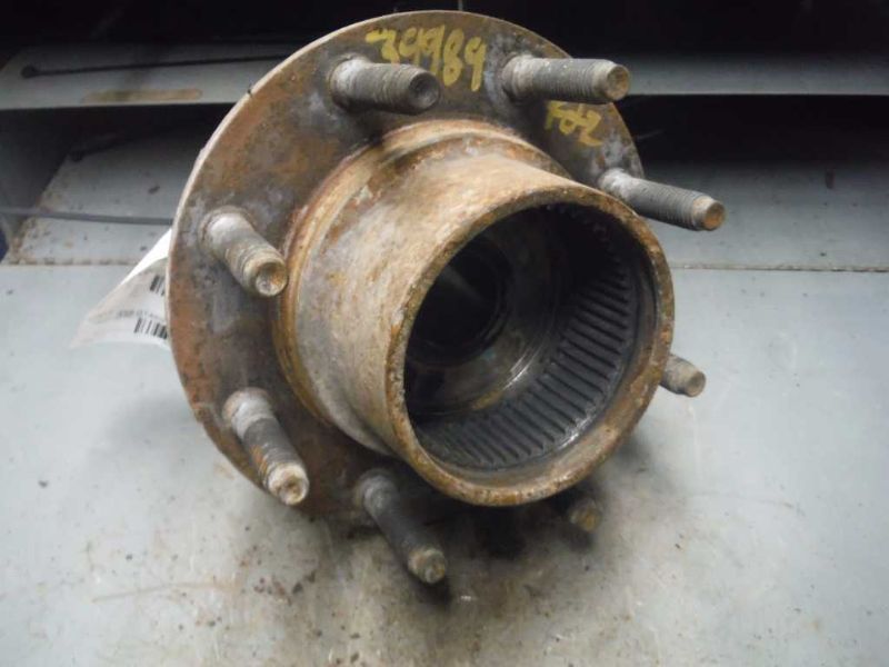 99 FORD F250 SUPER DUTY HUB 137982