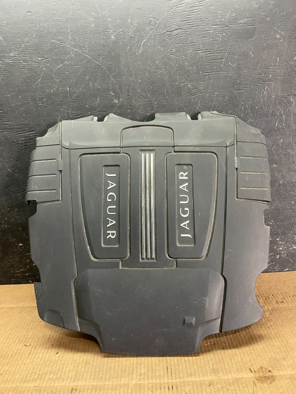 2010 to 2019 Jaguar XF XE 3.0L F-Pace Engine Motor Plate Cover OEM AA9226DG