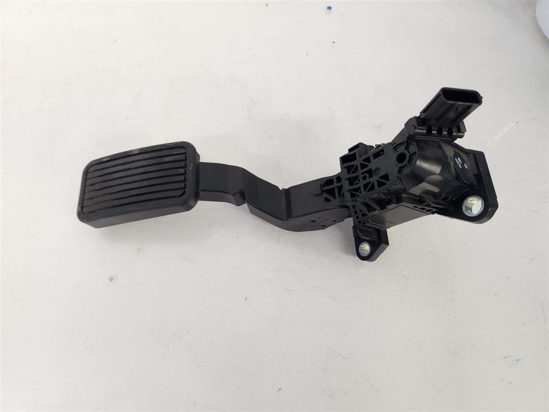 2013-2017 Honda Accord Gas Accelerator Pedal 17800-T2a-A01