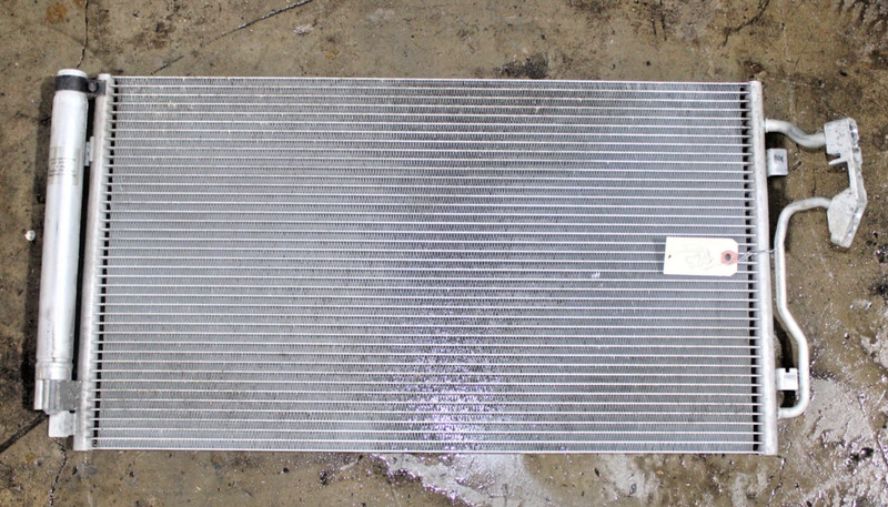 BMW 340i 440i 335i 435i F30 F32 A/C Condenser Radiator 9335362 2012 - 2018 OEM
