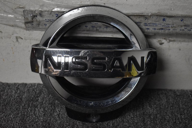 NISSAN PATROL EMBLEM FACTORY OEM