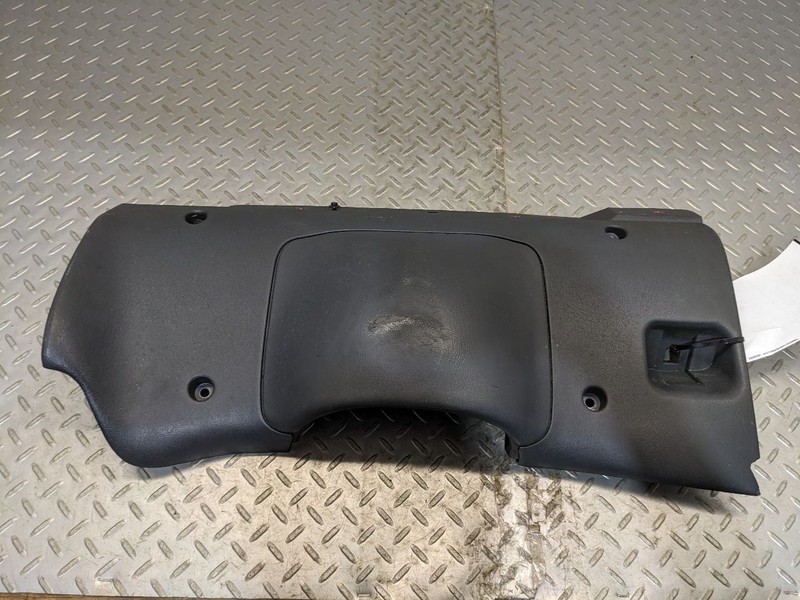 GMC 1999 2003 Jimmy Sonoma Knee Bolster Dash Trim Panel 2000 1163903