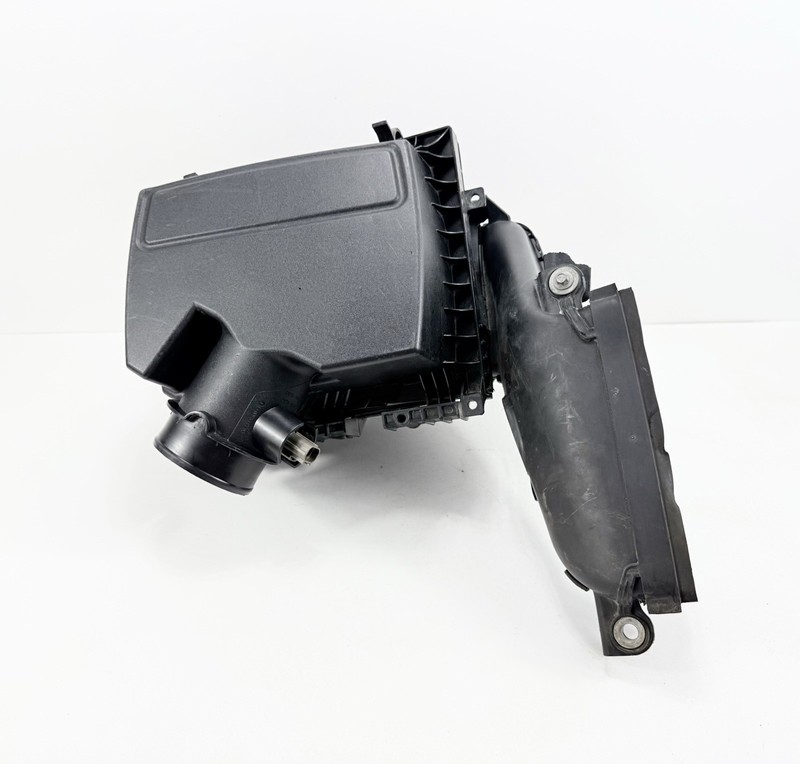 2017-2020 Ford Fusion 1.5L Air Cleaner Filter Box Housing DST3-9C675-AC OEM