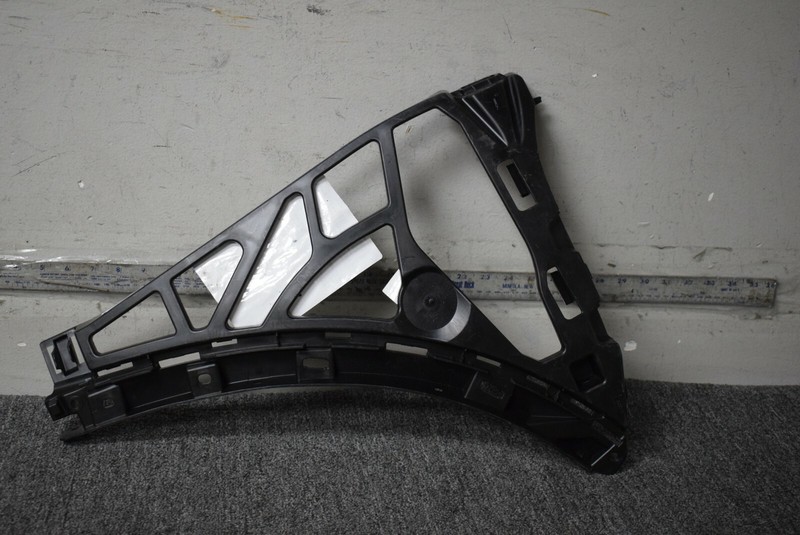Genuine PORSCHE Cayenne 92A Guide front Left 95850517750