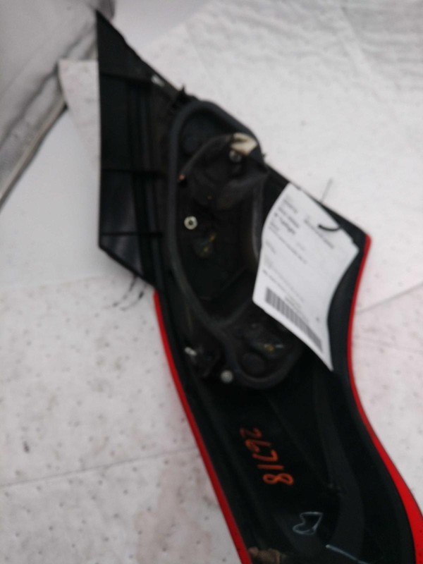 2015 Nissan Versa Right Tail Light Assembly Silver OEM 530837 Used 111K Miles