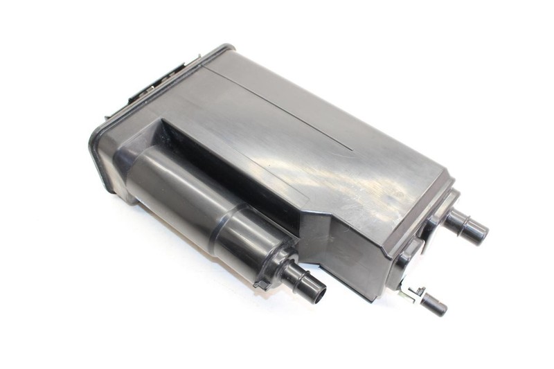 Fuel Vapor Evaporation Canister Assembly Fits 15-21 WRX