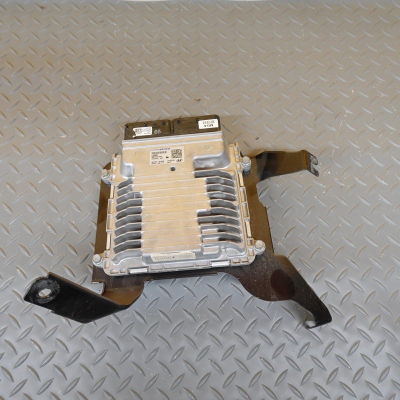 2020-2024 KIA TELLURIDE ENGINE CONTROL MODULE ECM W/ BRACKET OEM 391993L000