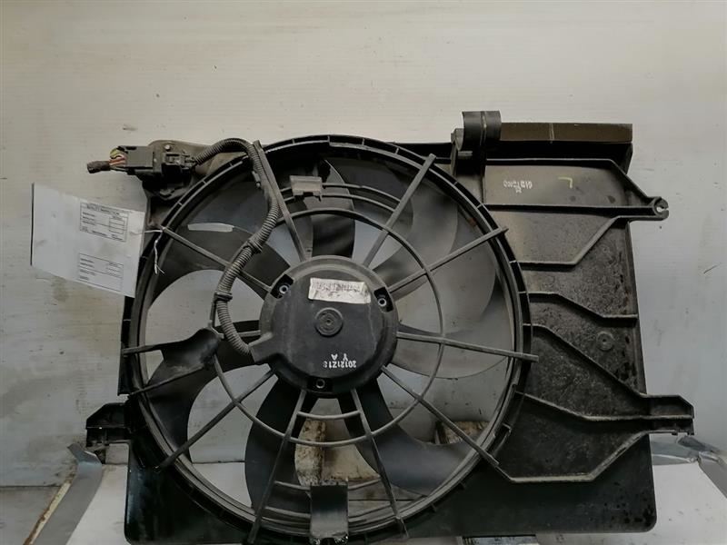 Radiator Fan Motor Fan Assembly Fits 10-13 TUCSON 1363790