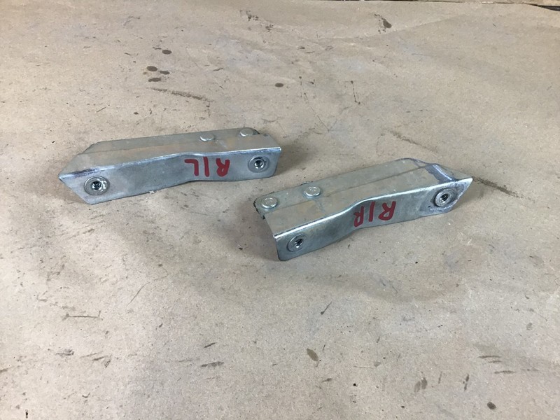 Maserati Granturismo S 2010 Rear Left Right Bumper Bracket Mount 08 - 12 :O