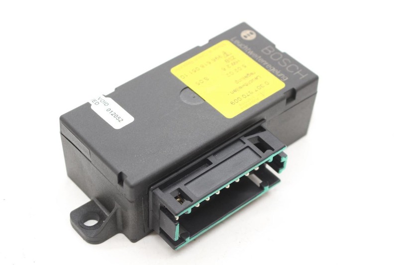 1999-2004 Porsche Boxster S Headlight Control Module 99661805110