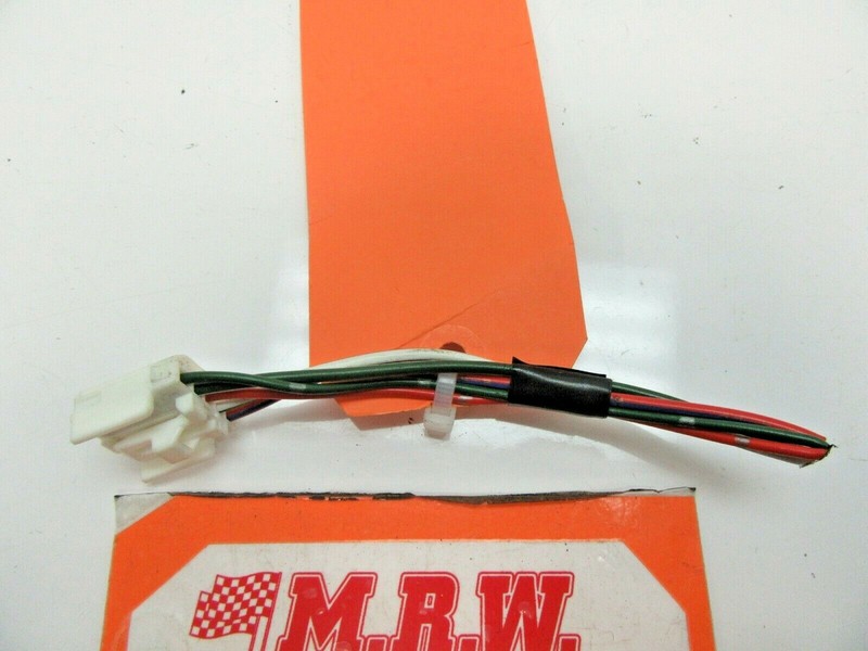 WIRE PLUG CONNECTOR OFF RIGHT FRONT WINDOW SWITCH DOOR GLASS LIFT R 94-99 CELICA