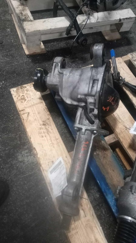2021 Ford F150 4WD Differential Carrier Assembly OEM 739425 31K Miles