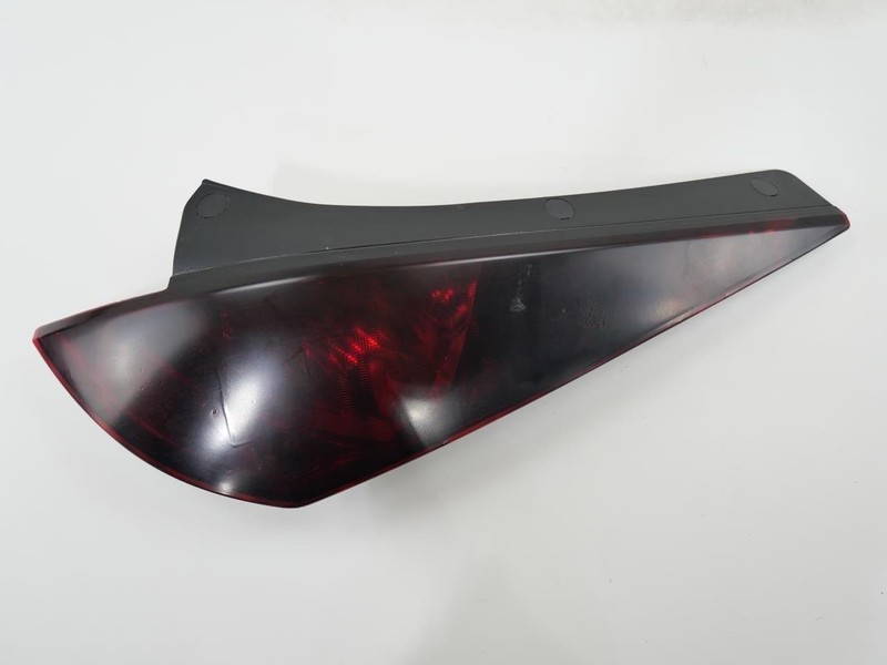 03-04 Nissan 350z Rear Right RH Passenger Side Tail Light Assembly *Tinted* OEM