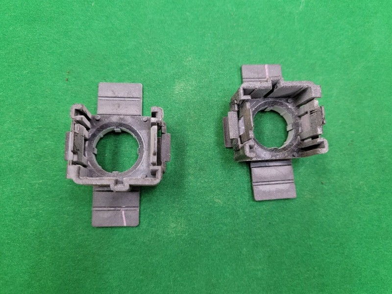 2007-2017 LEXUS GX460 LS460 LS600HL BUMPER SENSOR BRACKET COVER OEM 89348-50020